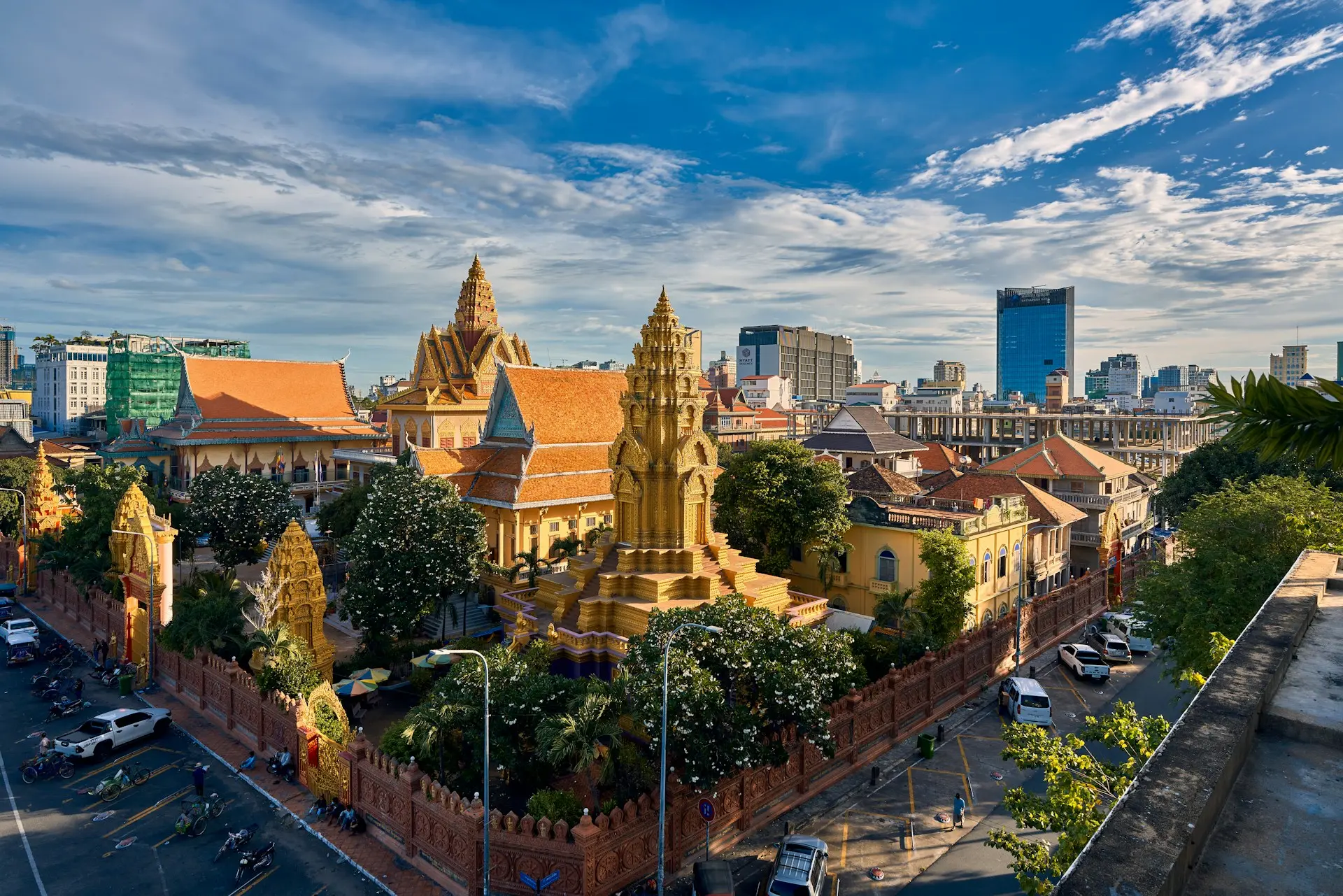 Phnom Penh hero image